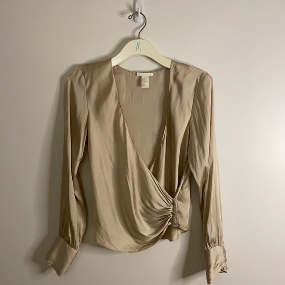 H&M blouse size 4 - Picture 3 of 3